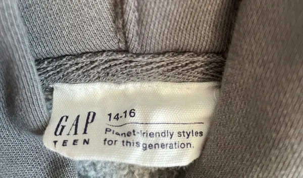 Gap Cropped Hoodie - Image 4