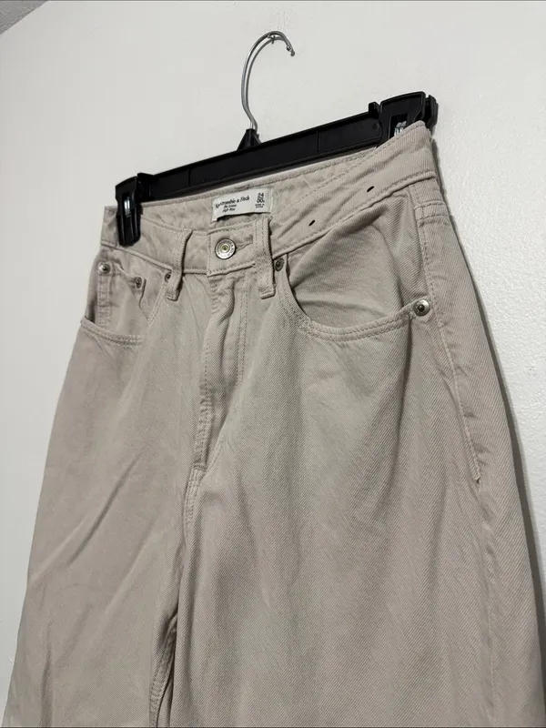 Abercrombie & Fitch Light Beige “The Loose” Baggy Jeans - Image 5