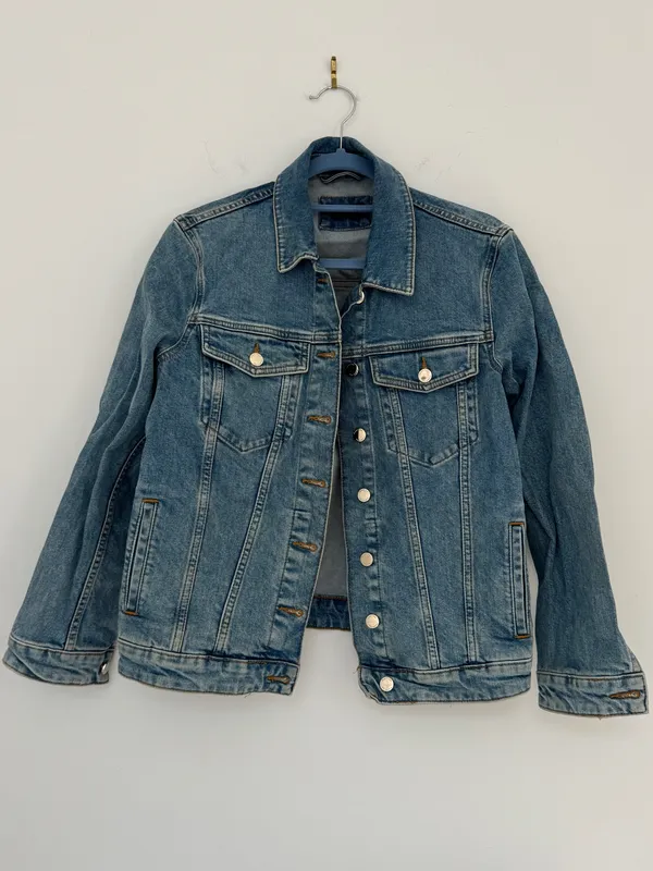 Classic Light Wash Denim Jacket Massimo Dutti - Image 2