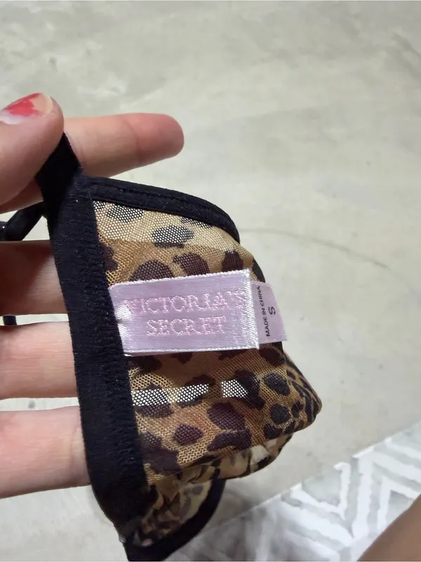 Victoria’s Secret Sheer Leopard Print Triangle Bralette small - Image 9