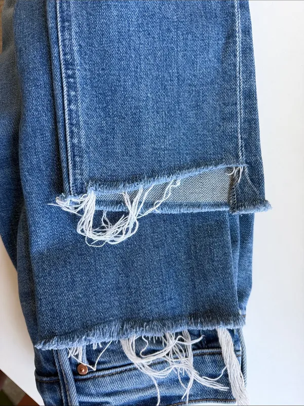 MOTHER Denim Mid Rise Dazzler Ankle Fray Jeans Riding Cliffside - Size 25 - Image 10