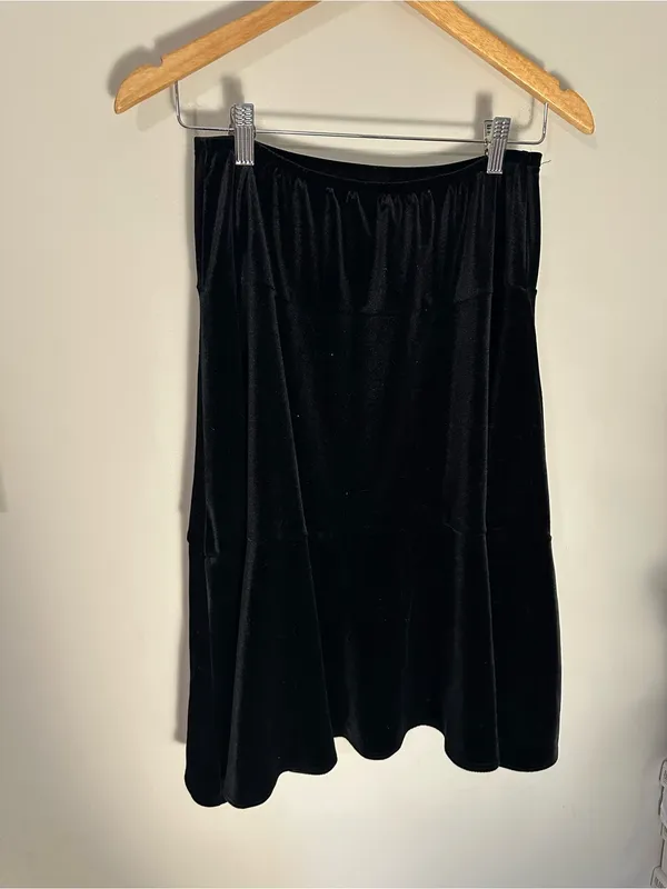 Vintage velour Only Hearts skirt black fit and flare medium - Image 2