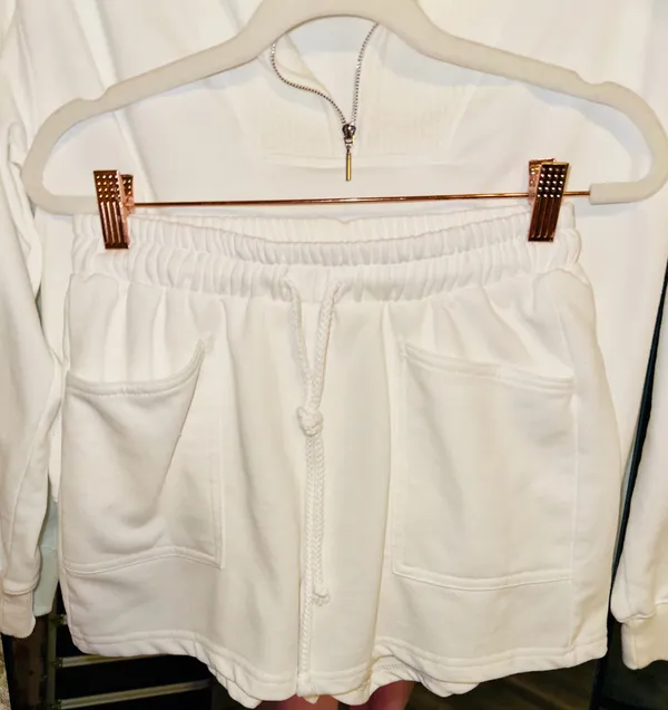 White Lounge Set - Image 6