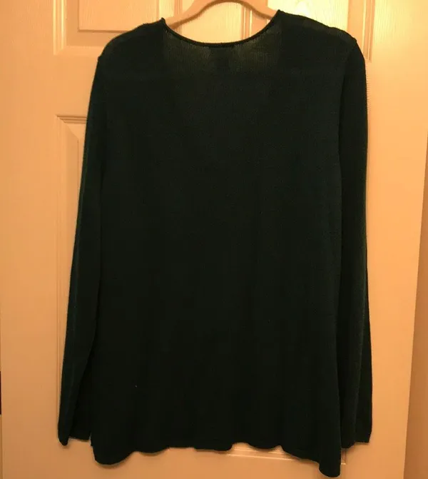 Old Navy Emerald green vneck sweater size xxl - Image 3