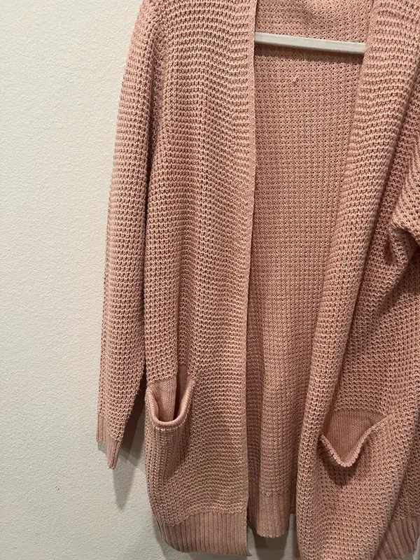 Pink Knitted Sweater Cardigan size XL - Image 4