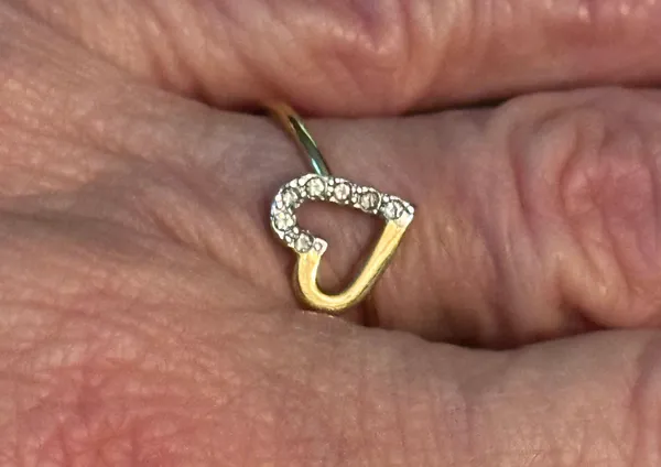 Vintage 14K HE Espo Simulated Diamond Open Heart Ring - Image 4