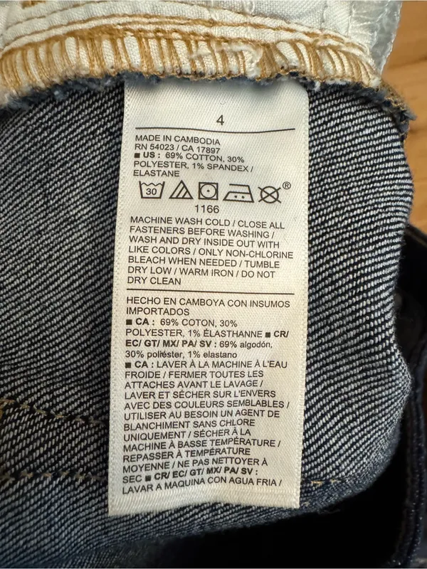 NWT Old Navy Size 4 High Rise Wow Wide Leg Denim Jeans - Image 9