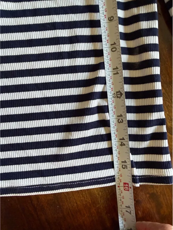 Oak & Trellis XS Black and White Striped Off-Shoulder Long Sleeve Top - Image 6