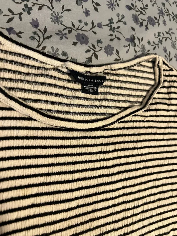 American Eagle Black & White Striped Tee - Image 3