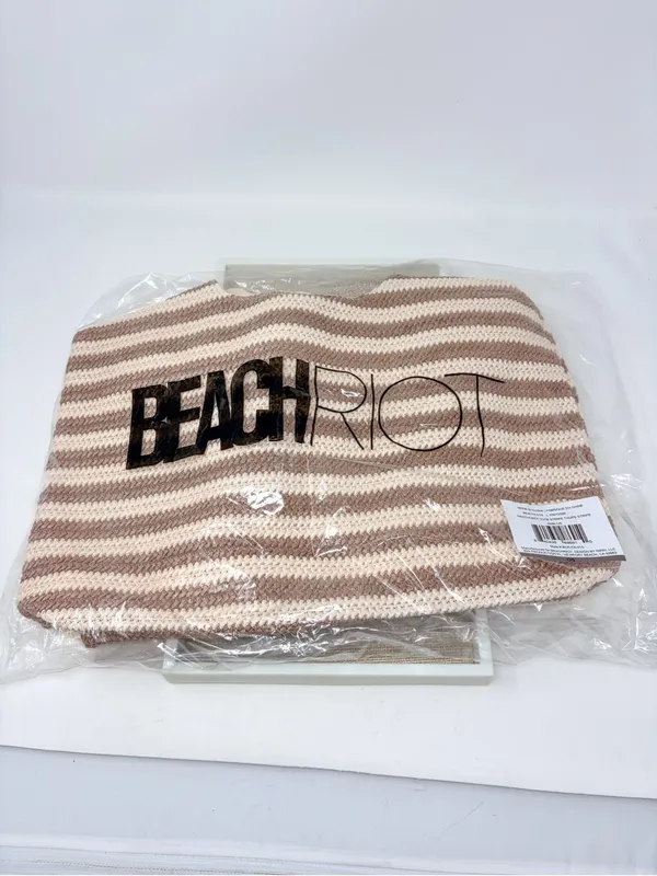 NEW Beach Riot Nantucket Striped Knit Hobo Bag Tote Beige and Cream, MSRP $78 - Image 4