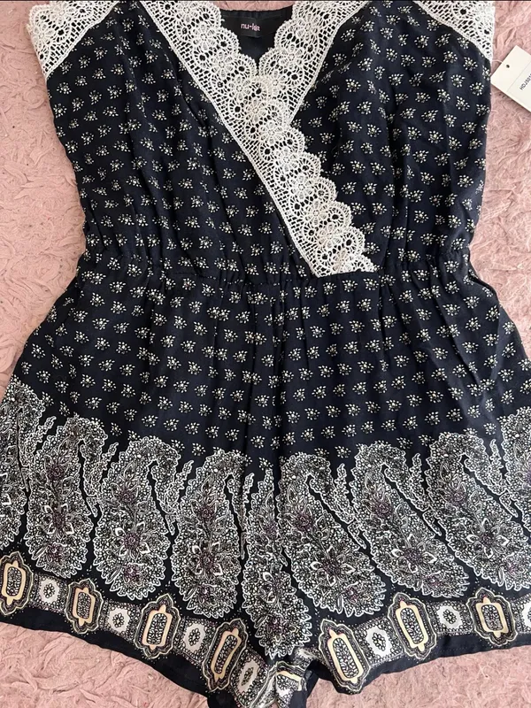 Floral Romper Black - Image 2