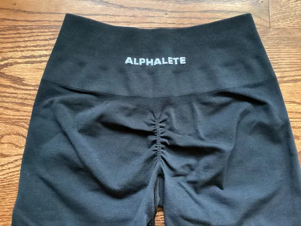 Alphalete Amplify Black Shorts 3.5” - Image 3