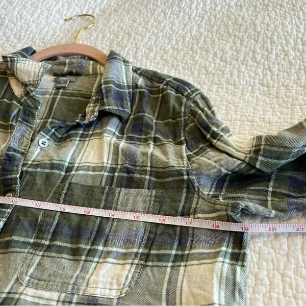 ✨ Aerie Women’s Green Plaid Button Down Shirt XS‎ - Image 8