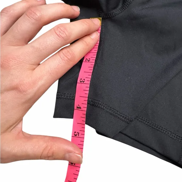 🖤✨‎ YOGALICIOUS LUX Black High-Rise Pocket Biker Shorts Women’s S Ready ✨🖤 - Image 4