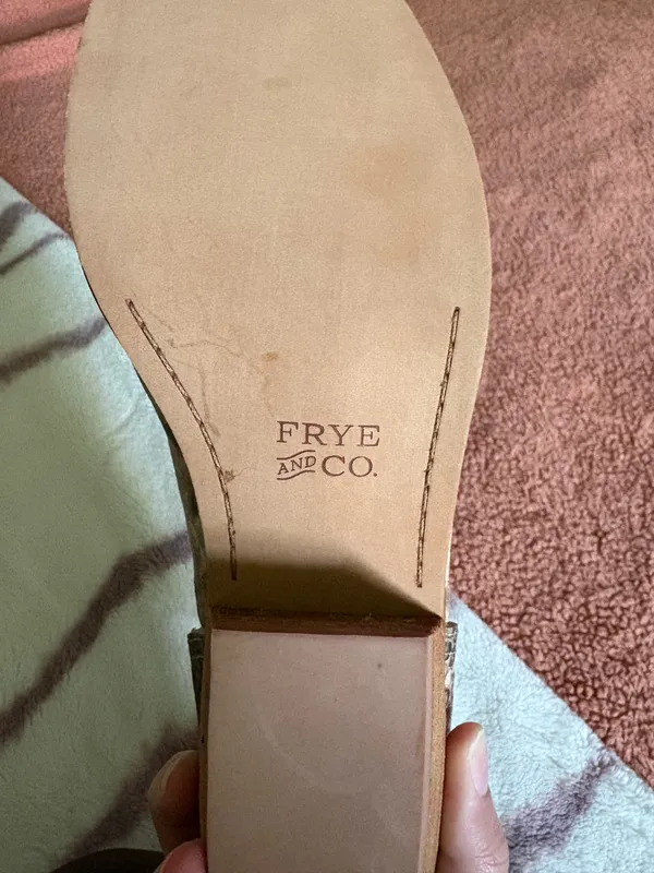 Frye and Co booties Brown Size 9 - Image 4
