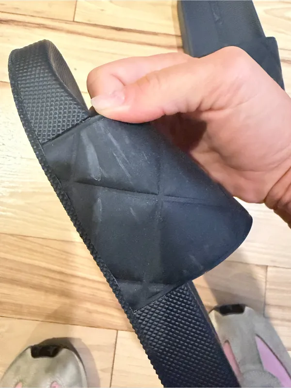 Bottega Veneta Rubber pool slides size 36/6 - Image 2