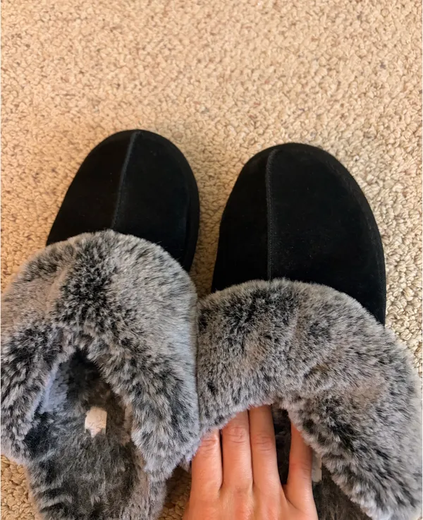 Amazon Slippers - Image 2