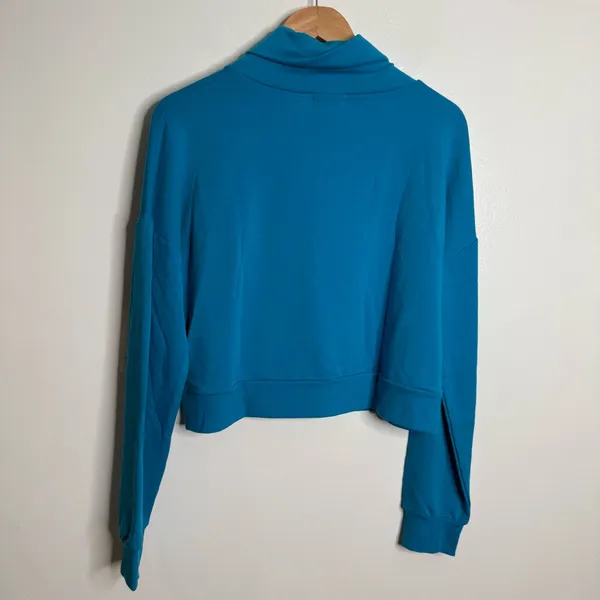 NWT‎ Beyond Yoga All Time Cropped Pullover Long Sleeves Blue Athleisure Gym Yoga - Image 9