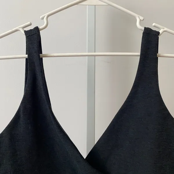 Beyond Yoga Large Black Spacedye Slim Racerback Bralette Surplice Yoga Bra - Image 2