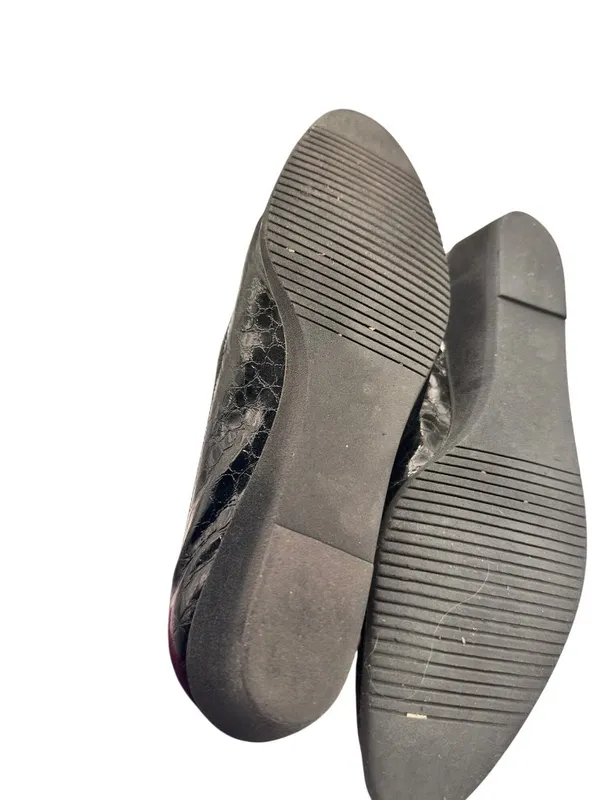 Salvatore Ferragamo Size 8.5 Black Croc Embossed Faux Leather Wedge Flats - Image 8
