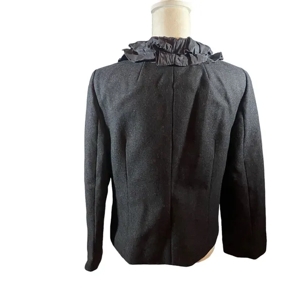J.Crew 100% Wool Dark Grey Black Silk Trim Ruffle Neck Blazer Jacket Women‎ 6 - Image 2