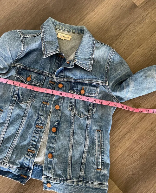 Madewell Denim Button Down Jacket - Image 4