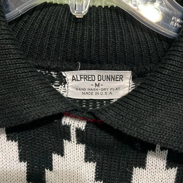 Vintage 90s Argyle Pullover Sweater Unisex Minimalist Classic winter cottagecore - Image 3