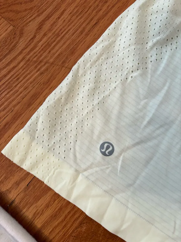 Light Green Lululemon Tank - Image 3