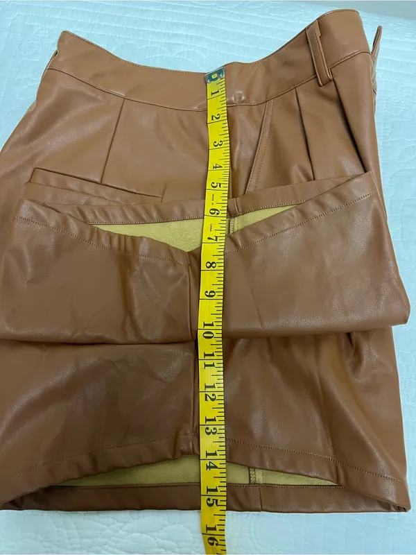SHEIN Basics Brown Faux Leather Pleated High Rise Shorts Size M NWT - Image 9