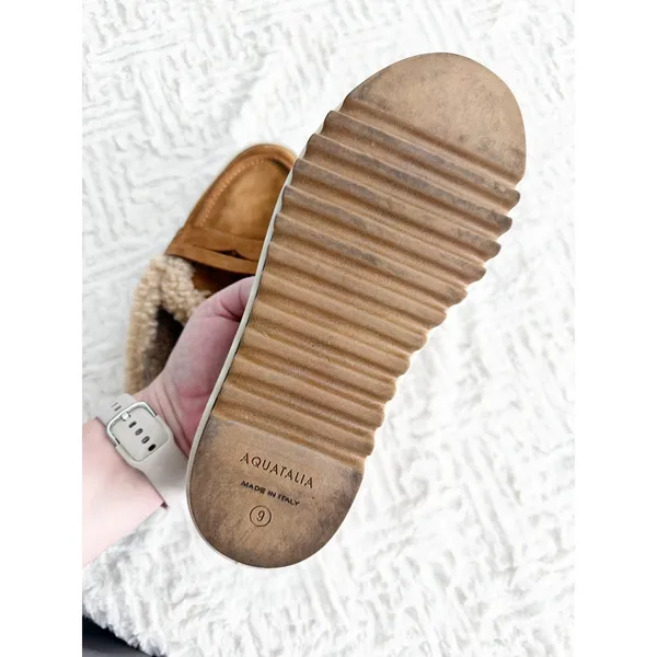 Aquatalia Amata Shearling Platform Loafer Mules in Camel Cozycore Minimalist - Image 9