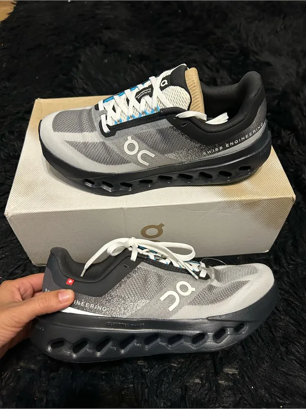 ON CLOUDSURFER Next athletic training running lace up shoes sneakers sz 9 new - Image 8