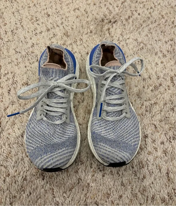 Adidas Ultraboost Shoes - Image 2
