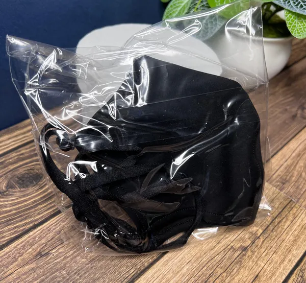 Lululemon Double Strap Face Mask NWT Unopened/Unused *BRAND NEW* (Black) - Image 11