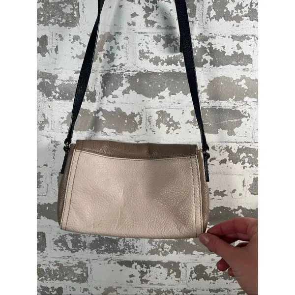 Kate spade | women crossbody leather purse two toned - Image 10