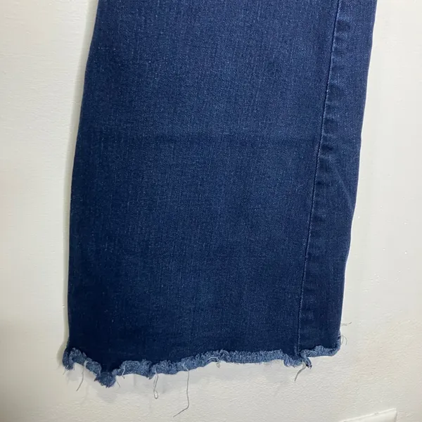 Vervet Flying Monkey high rise flare jeans blue women's size 28 trendy modern western‎ - Image 3