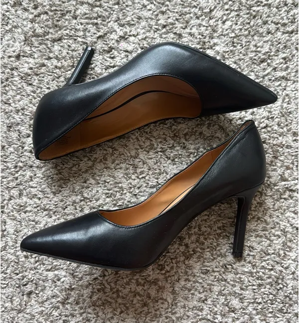 Jessica Simpson Pumps - Image 2
