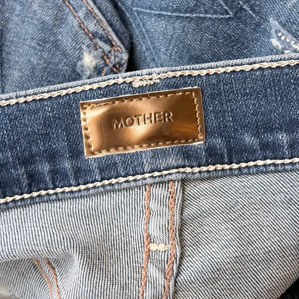 Mother Denim The Insider Crop Step Chew Straight Jeans - Image 4