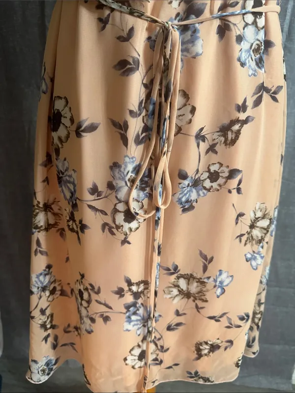 Pinkblush Peach Floral Halter Midi Dress - Image 4