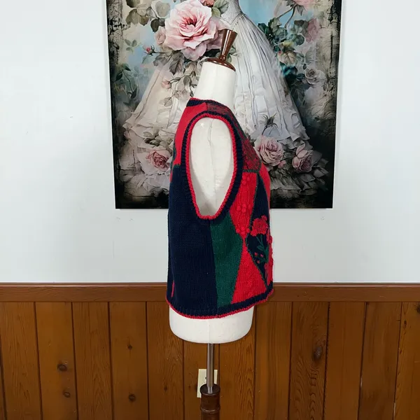 Gorgeous Vintage 1980s/90s Christopher & Banks Hand Embroidered Sweater Vest! - Image 4