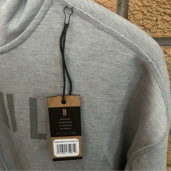 Nobull Light Gray Fleece Long Sleeve Logo Pullover Hoodie Sweatshirt Size XS NWT - Image 2