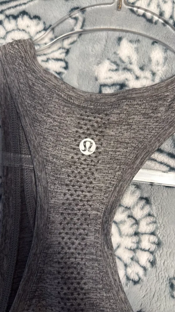 Lululemon swiftly cropped tank  - Image 3