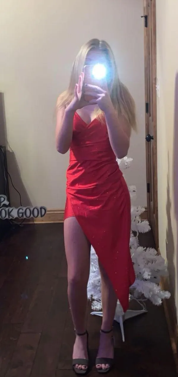 Red Homecoming Dress - Image 4