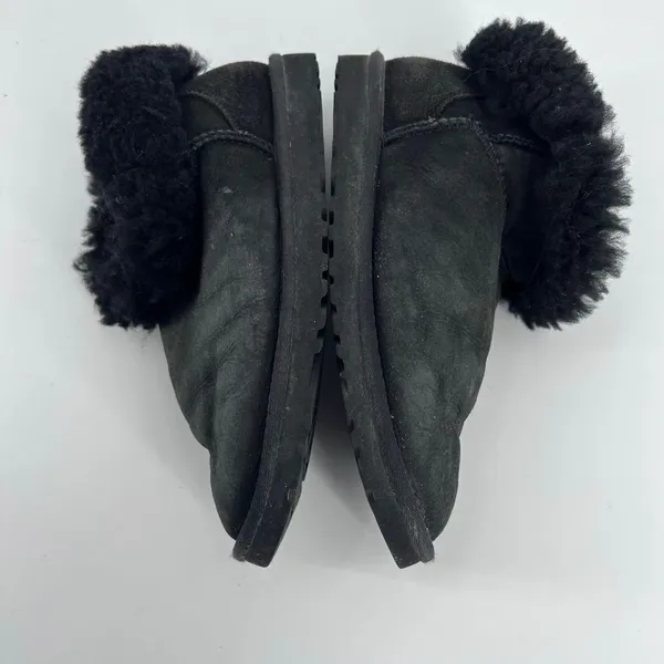 Ugg‎ low boots mini Bailey boots size 7.5 - Image 2
