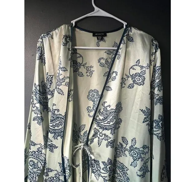 Elegant Jones New York Women's Robe - L/XL - Floral Design - Image 5