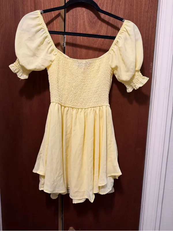 Light Yellow Puff-Sleeve Tie-Front Mini Dress - Image 4