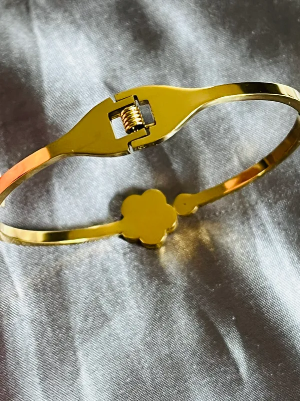 Anthropologie 18K Clover Bangle - Image 5