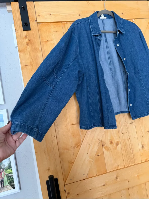 NWT a.n.a Barrel Sleeve Denim Jacket Shirt Medium Wash XL - Image 3