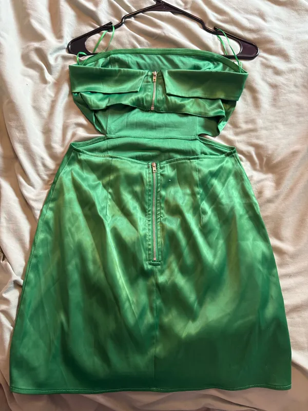 Sky to Moon Emerald Satin Mini Dress - Image 3