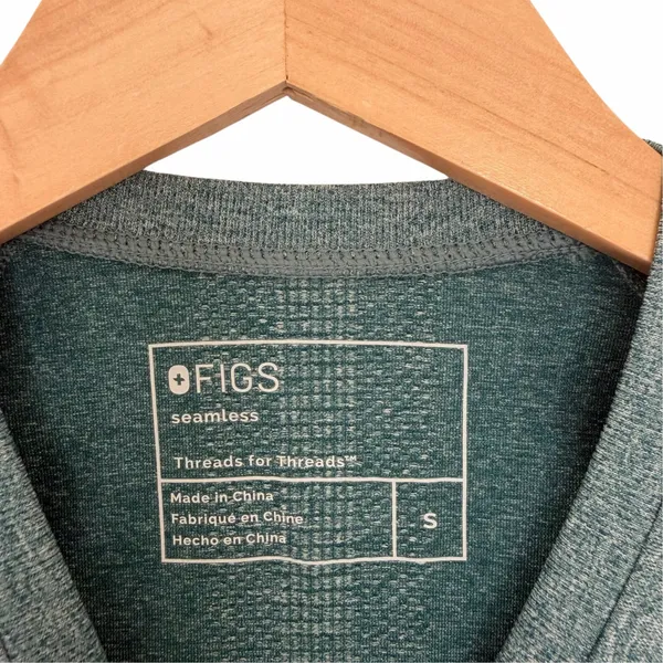 Figs Green Salta Seamless Long Sleeve Underscrub Top Shirt Sz S - Image 2