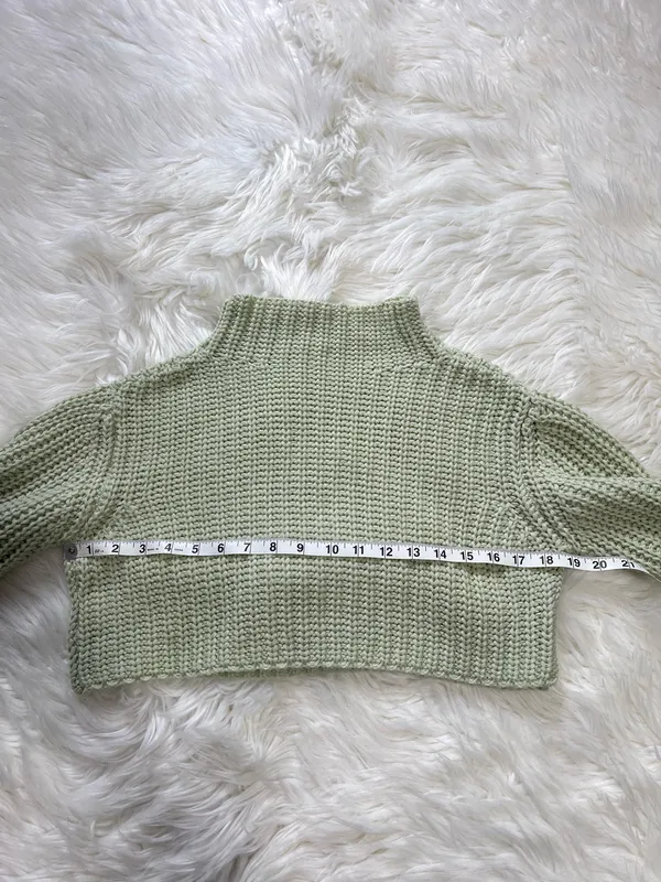 Green Women’s Cropped Knit Sweater - Image 4